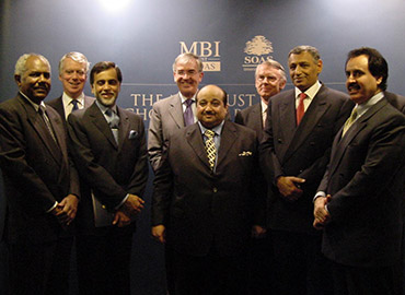 Sheikh Mohamed is joined by Arab Ambassadors to London, Colin Bundy, Director of SOAS, and Stephen Day to celebrate the MBI Trust in 2001